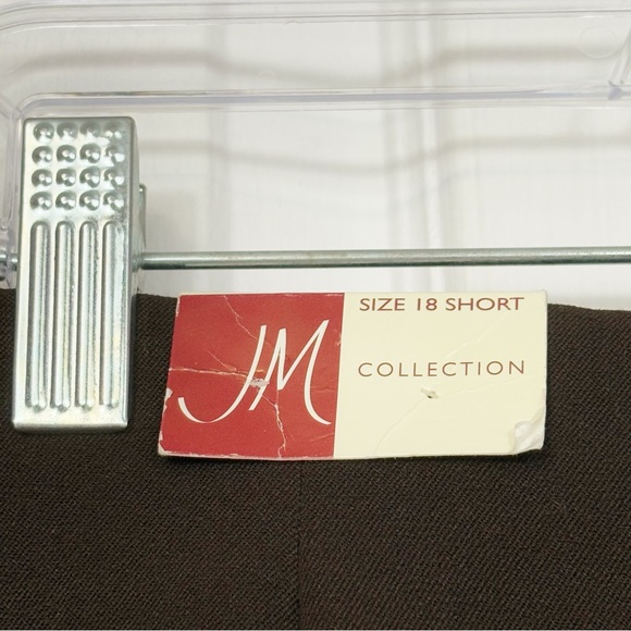 NWT JM Collection Chocolate Brown Pleated High Rise Trousers 18 Short - Picture 14 of 16